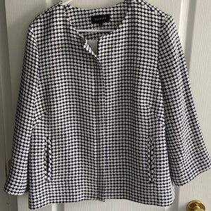 Talbots houndstooth navy blazer.